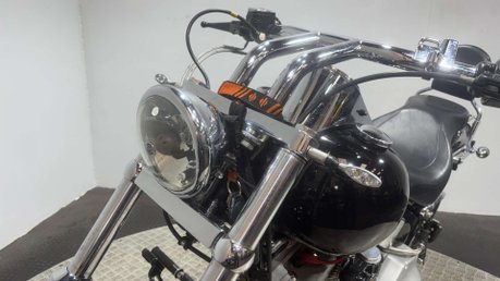 Harley-Davidson Softail Standard Injection model 2005 only 6k FXSTI project bike 1450 22