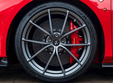 Ferrari 488 Pista 10