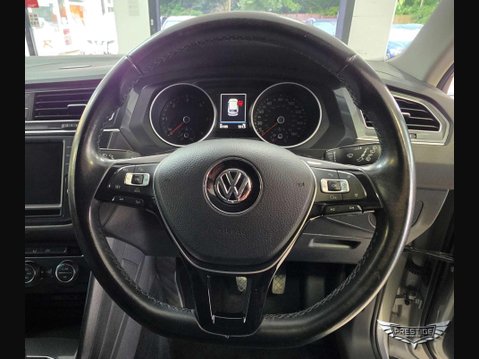 Volkswagen Tiguan 2.0 TDI BlueMotion Tech SE Navigation 4Motion Euro 6 (s/s) 5dr 51