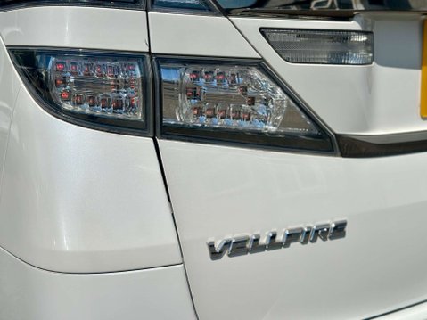 Toyota Vellfire ELECTRIC DISABILITY SEAT+GRADE 4B 38