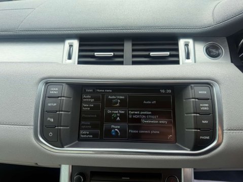 Land Rover Range Rover Evoque 2.2 Range Rover Evoque Pure Tech eD4 4x2 3dr 38