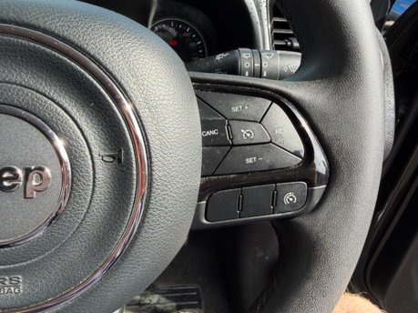 Jeep Renegade NIGHT EAGLE 13