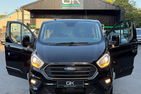 Ford Transit Custom 280 LIMITED ECOBLUE - NO VAT - 1 OWNER—FULL SERVICE HISTORY -APPLE CARPLAY  18
