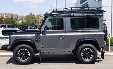Land Rover Defender 90 ADVENTURE 3
