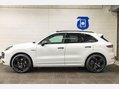 Porsche Cayenne 3.0 V6 E-Hybrid 17.9kWh Platinum Edition TiptronicS 4WD Euro 6 (s/s) 5dr (3 5