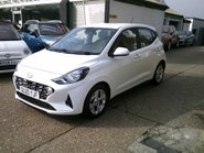 Hyundai i10 MPI SE CONNECT ONLY 16,000 MILES FROM NEW 11
