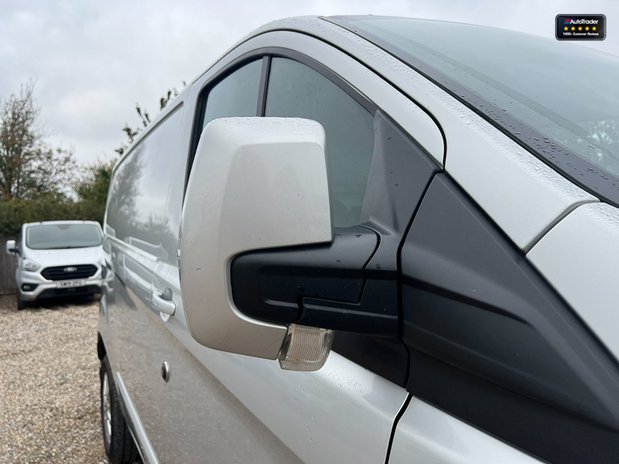 Ford Transit Custom SWB L1H1 280 Limited Air Con Sensors EURO 6 NO VAT 15