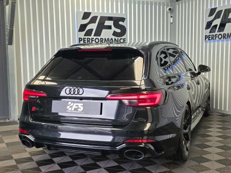 Audi RS4 2.9 TFSI V6 Estate 5dr Petrol Tiptronic quattro Euro 6 (s/s) (450 ps) 32