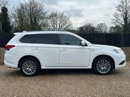 Mitsubishi Outlander PHEV DYNAMIC 5