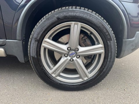 Volvo XC90 2.4 D5 R-Design SE Geartronic AWD 5dr 26