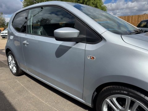 Volkswagen Up HIGH UP 14
