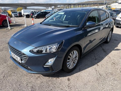 Ford Focus TITANIUM 20