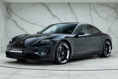 Porsche Taycan 4S 