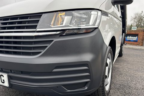 Volkswagen Transporter T32 150 ps Tdi Single Cab Tipper 21