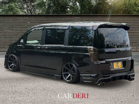 Honda Stepwagon AUTO 16