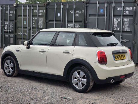Mini Hatch 1.5 Cooper GPF Hatchback 5dr Petrol Steptronic Euro 6 (s/s) (136 ps) 4