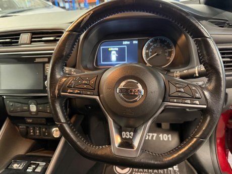 Nissan LEAF 40kWh N-Connecta Auto 5dr 29