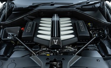 Rolls-Royce Dawn 37