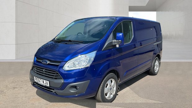 Ford Transit Custom SWB L1H1 Low Roof Limited Air Con Alloys Sensors EURO 6 NO VAT 1