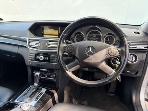 Mercedes-Benz E Class 2.1 E220 BlueEfficiency AvantGarde CDi Auto 4dr 52
