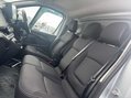 Renault Trafic 2.0 Trafic LL30 Sport + Blue DCI A 19