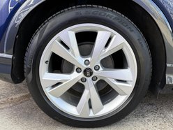 Audi Q4 40 S line SUV 5dr Electric Auto 82kWh (204 ps) 15