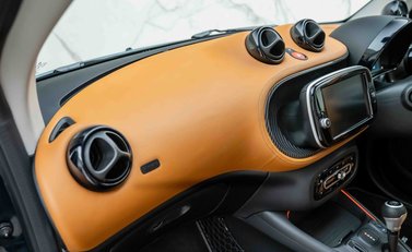 Smart Fortwo Coupe RACING GREEN EDITION 19