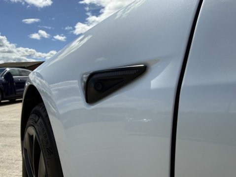 Tesla Model 3 Saloon 4dr Electric Auto RWD (241 bhp) 43