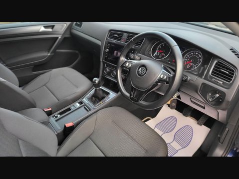 Volkswagen Golf SE NAVIGATION TSI BLUEMOTION TECHNOLOGY 31
