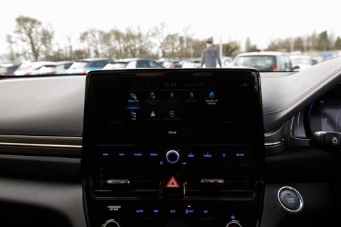 Hyundai IONIQ PREMIUM 26