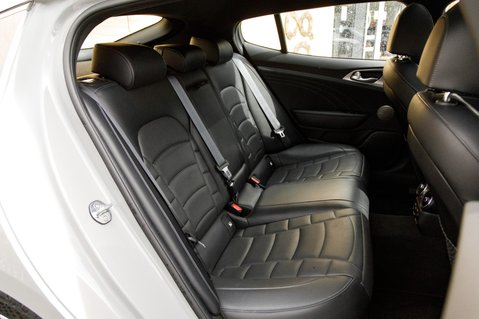 Kia Stinger GT S ISG 44