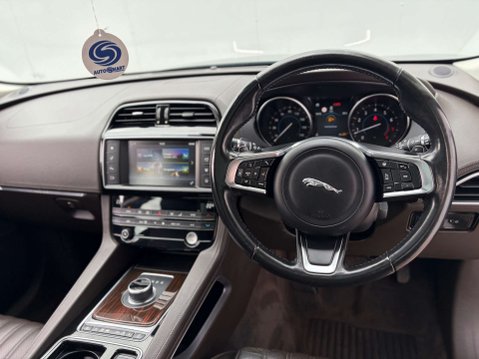 Jaguar F-Pace 2.0 F-PACE Portfolio AWD i Auto 4WD 5dr 49