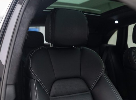 Porsche Macan TURBO PDK 7