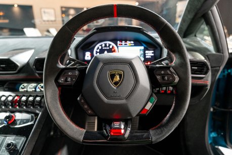 Lamborghini Huracan LP 640-4 PERFORMANTE. NOW SOLD. SIMILAR REQUIRED. PLEASE CALL 01903 254 800 17