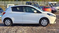 Toyota Yaris 1.33 Dual VVT-i Design Hatchback 5dr Petrol Multidrive S Euro 6 (99 ps) 16
