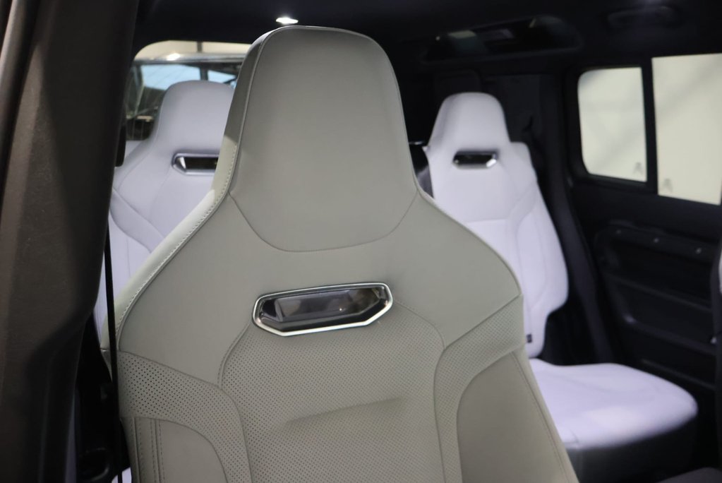 Land Rover Defender 110 2026 HARDTOP S  BIG SPEC WITH UPGRADE SVR FRONT AND REAR SEATS  BY SEEKER  26