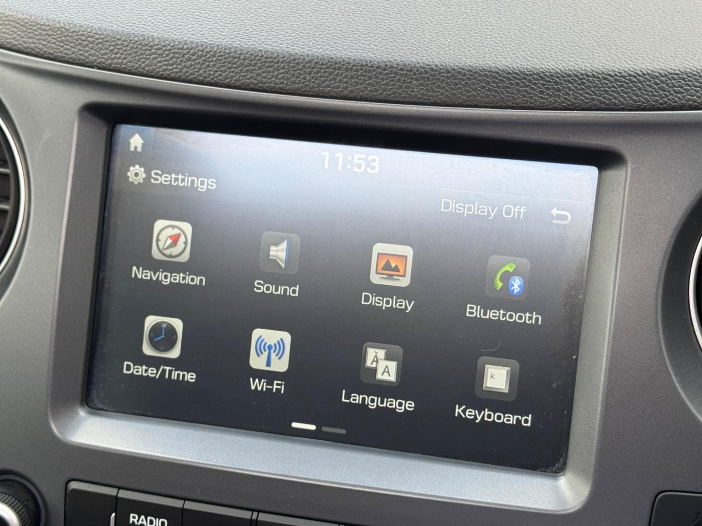 2017 Hyundai i10 — image 19