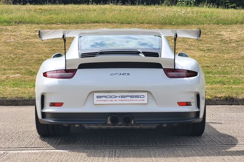 Porsche 911 GT3 RS PDK 8