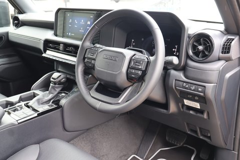 Toyota Land Cruiser 2026 COMMERCIAL REAR OEM SEATS STYLED BY SEEKER  7