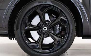 Bentley Bentayga V8 S 21