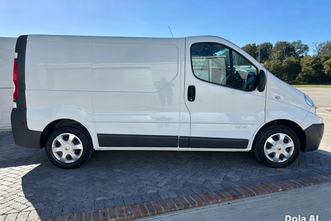 Renault Trafic SL27 115ps dCi Panel Van - Low Miles 7
