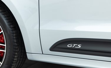 Porsche Macan GTS 24