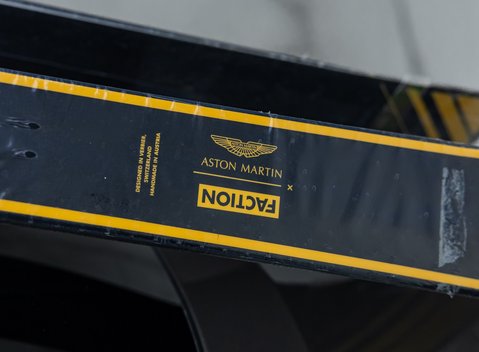 Aston Martin Vantage 007 Edition 21
