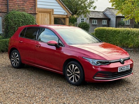 Volkswagen Golf ACTIVE TSI 