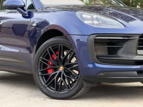 Porsche Macan 2.9 Macan GTS Semi-Auto 4WD 5dr 34