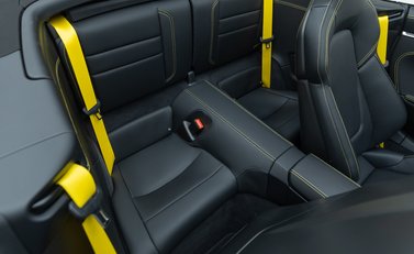 Porsche 911 Turbo S CABRIOLET (992) 19