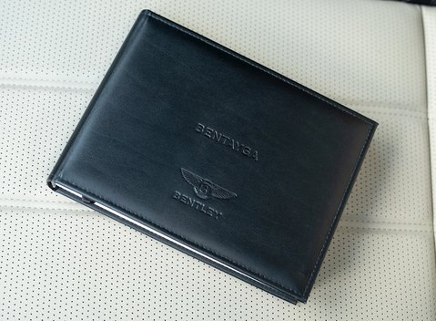 Bentley Bentayga V8 34