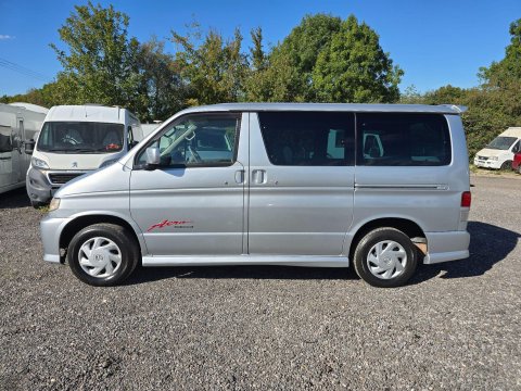 Mazda B Friendee Aero City Runner 5