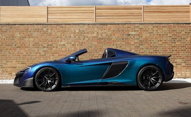 McLaren 675 LT Spider 17