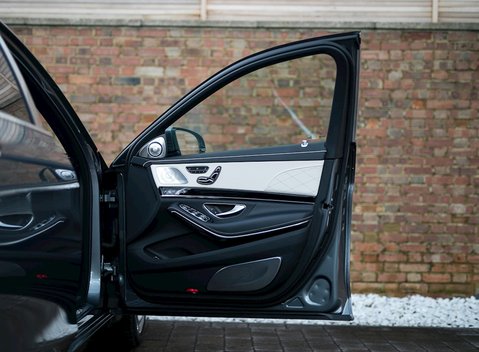 Mercedes-Benz M Class S600 23
